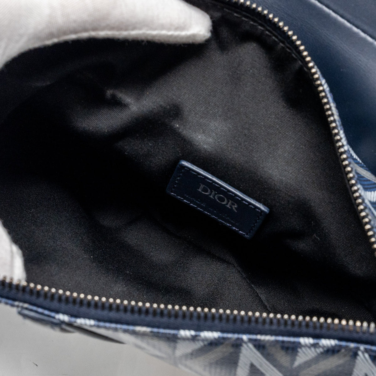 dior-homme-saddle-bag-cd-diamond-canvas-smooth-calfskin-navy-blue-shw