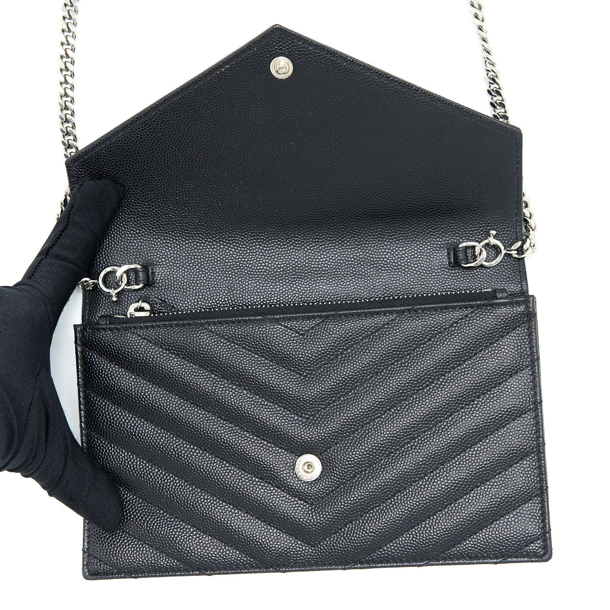 saint-laurent-ysl-envelope-wallet-on-chain-grain-calfskin-black-shw