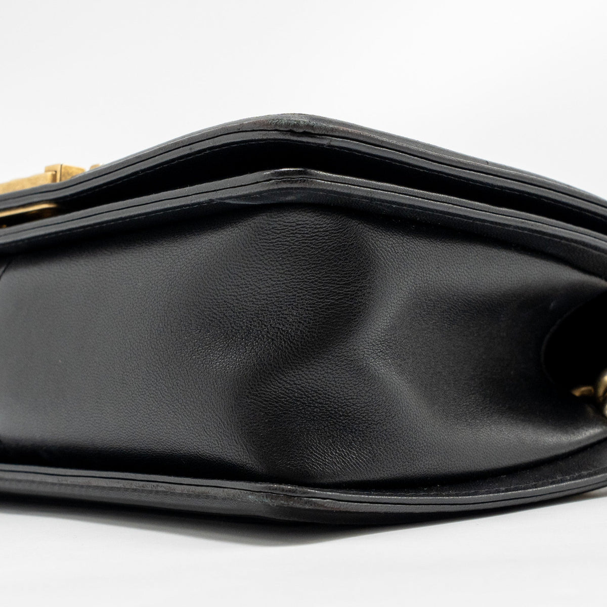 chanel-medium-boy-bag-lambskin-black-ghw-1
