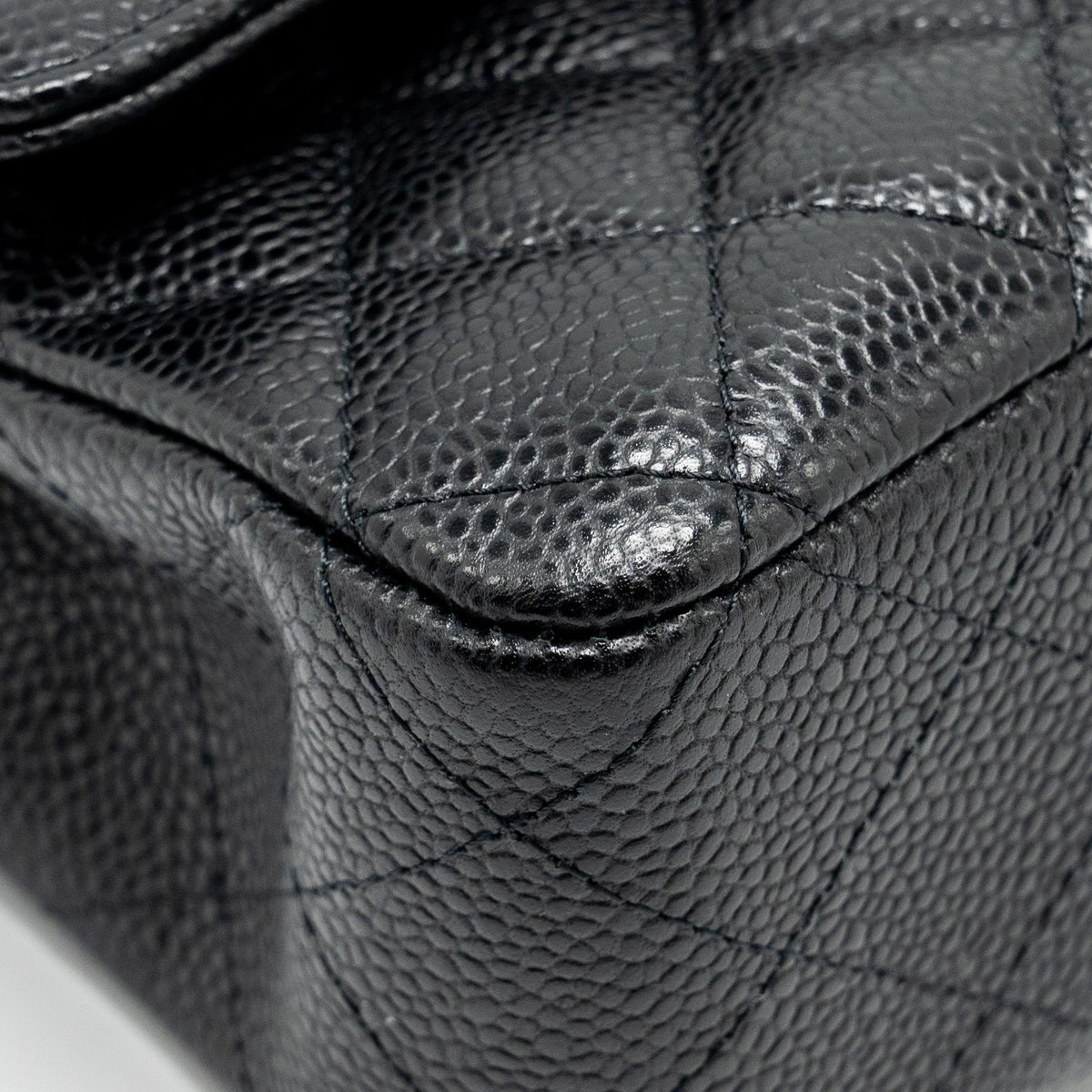 chanel-medium-classic-double-flap-bag-caviar-black-ghw-21