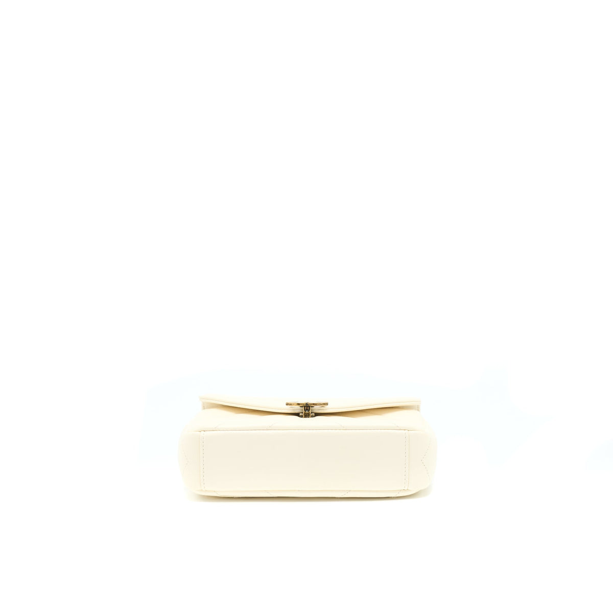 chanel-envelop-chevron-flap-bag-white-with-ruthenium-gold-hardware