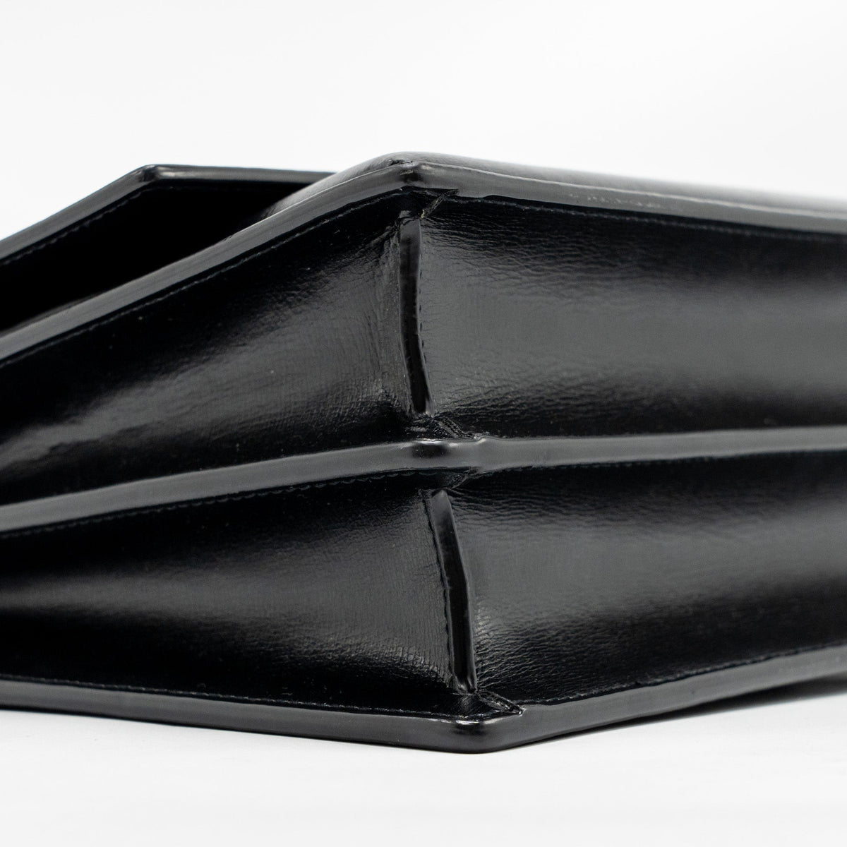 saint-laurent-ysl-medium-sunset-bag-smooth-leather-black-ghw