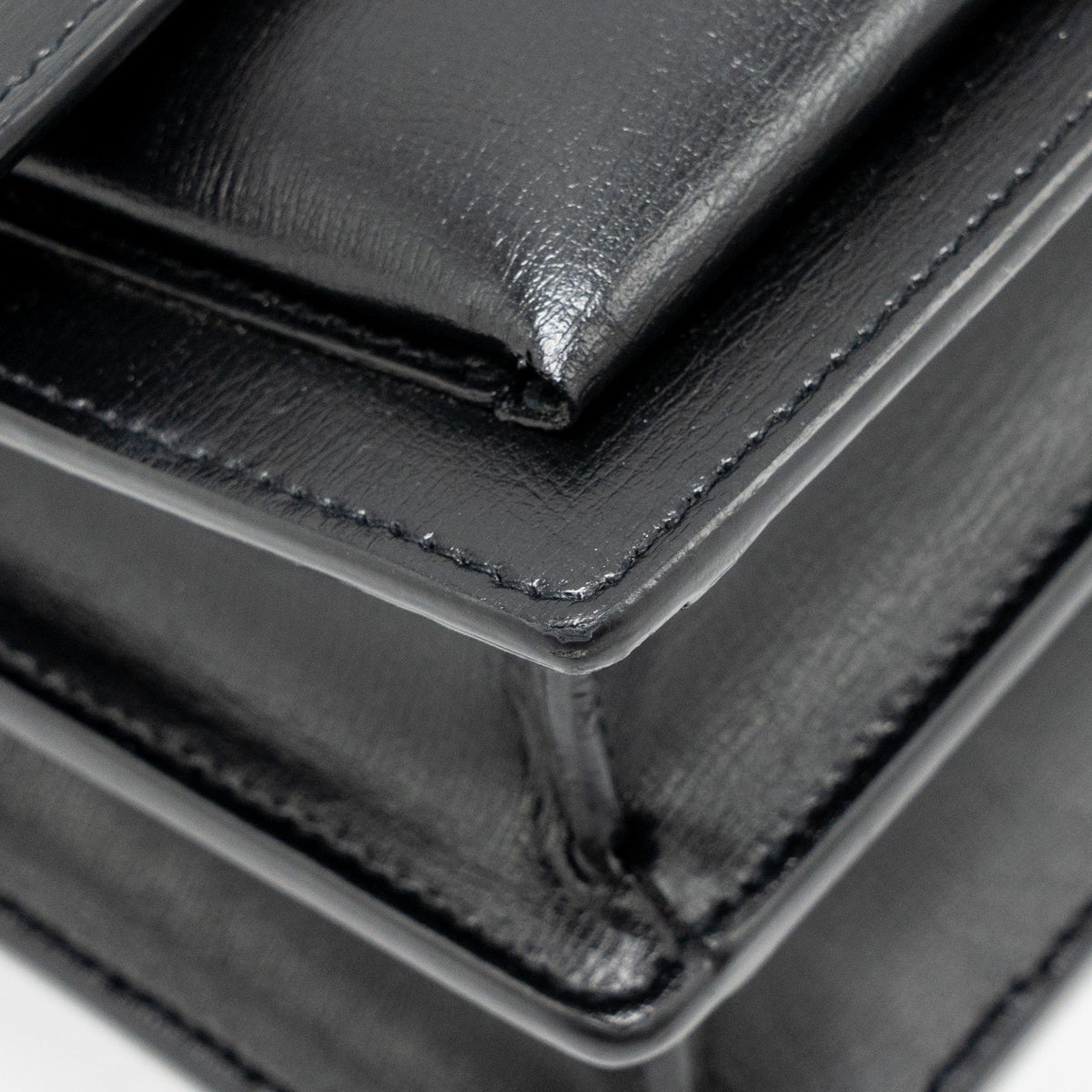 saint-laurent-ysl-medium-sunset-bag-smooth-leather-black-ghw