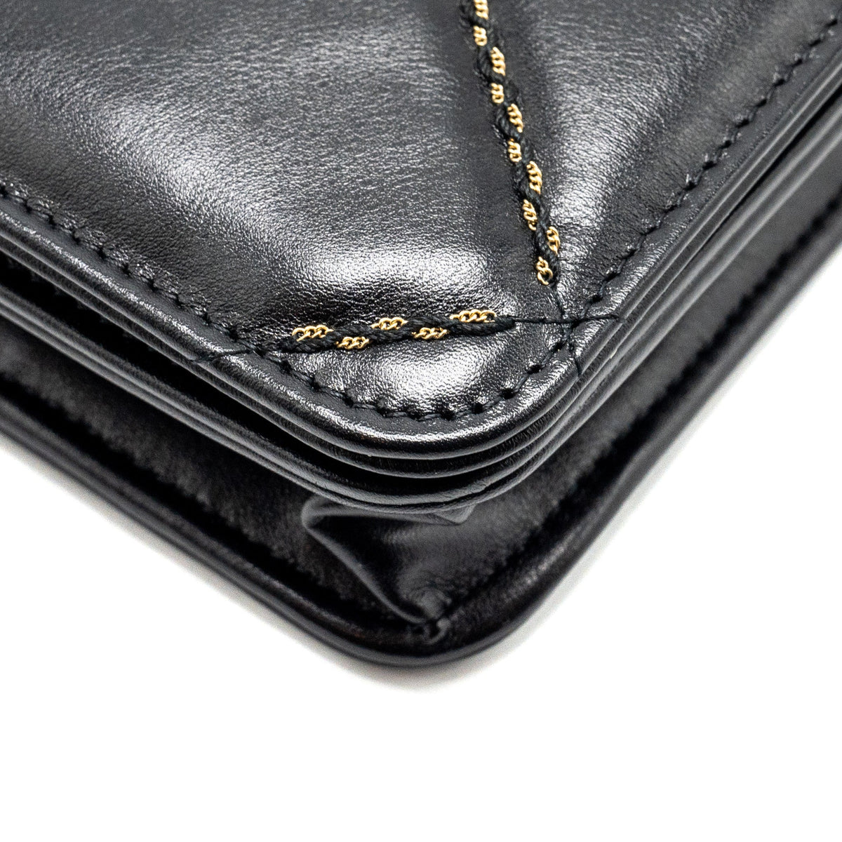chanel-quilted-wallet-on-chain-shiny-calfskin-black-ghw-microchip-copy
