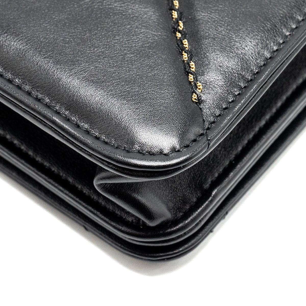 chanel-quilted-wallet-on-chain-shiny-calfskin-black-ghw-microchip-copy