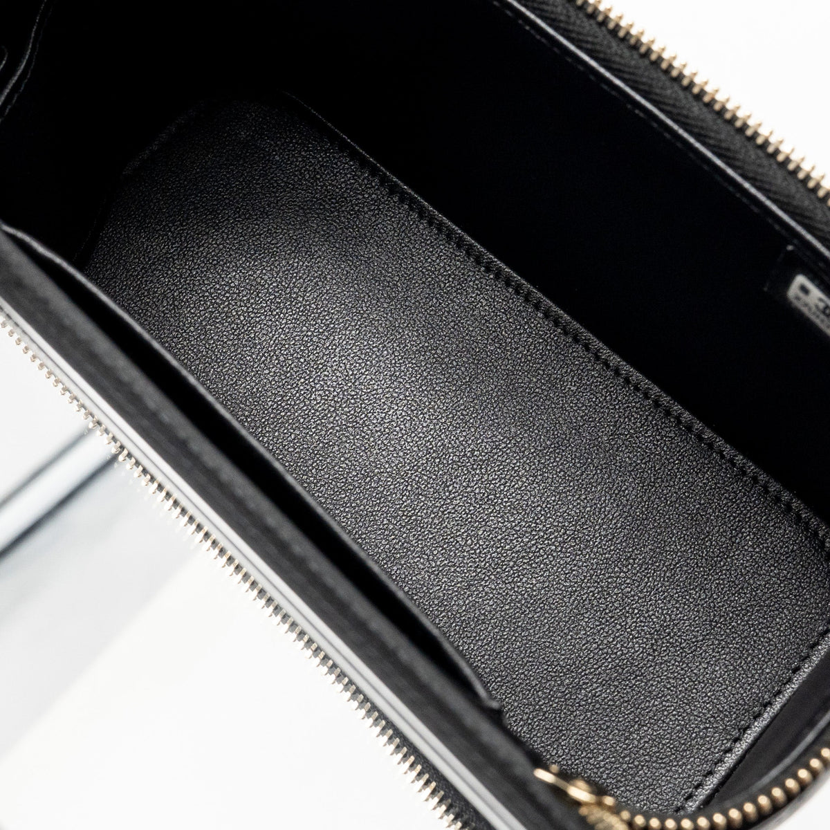 chanel-top-handle-long-vanity-case-lambskin-black-lghw-microchip