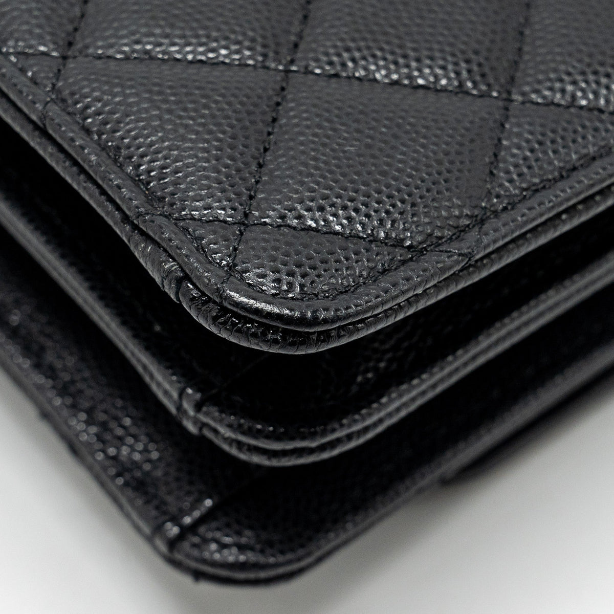 chanel-23s-wallet-on-chain-with-bag-charm-caviar-black-ghwmicrochip-1