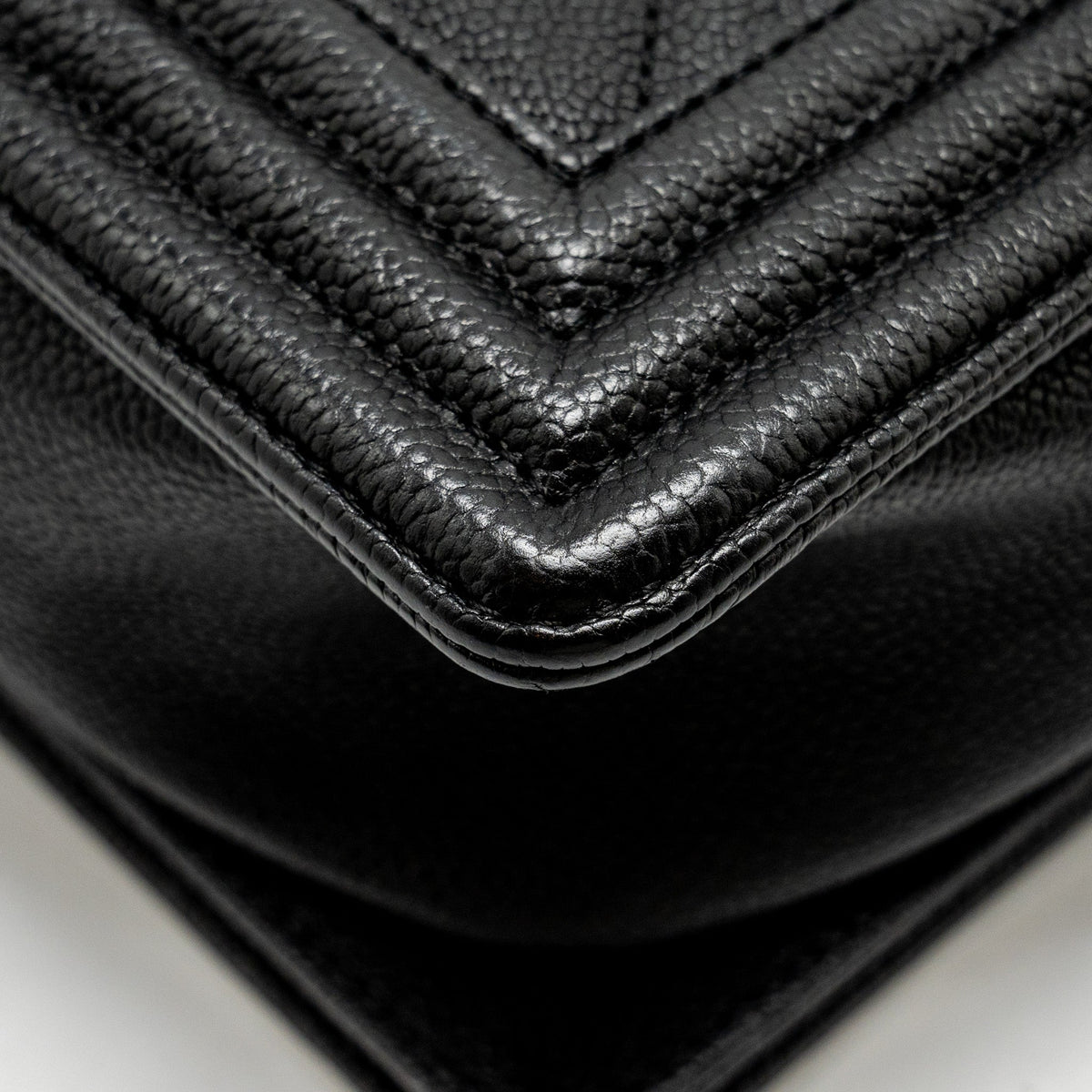 chanel-boy-bag-black