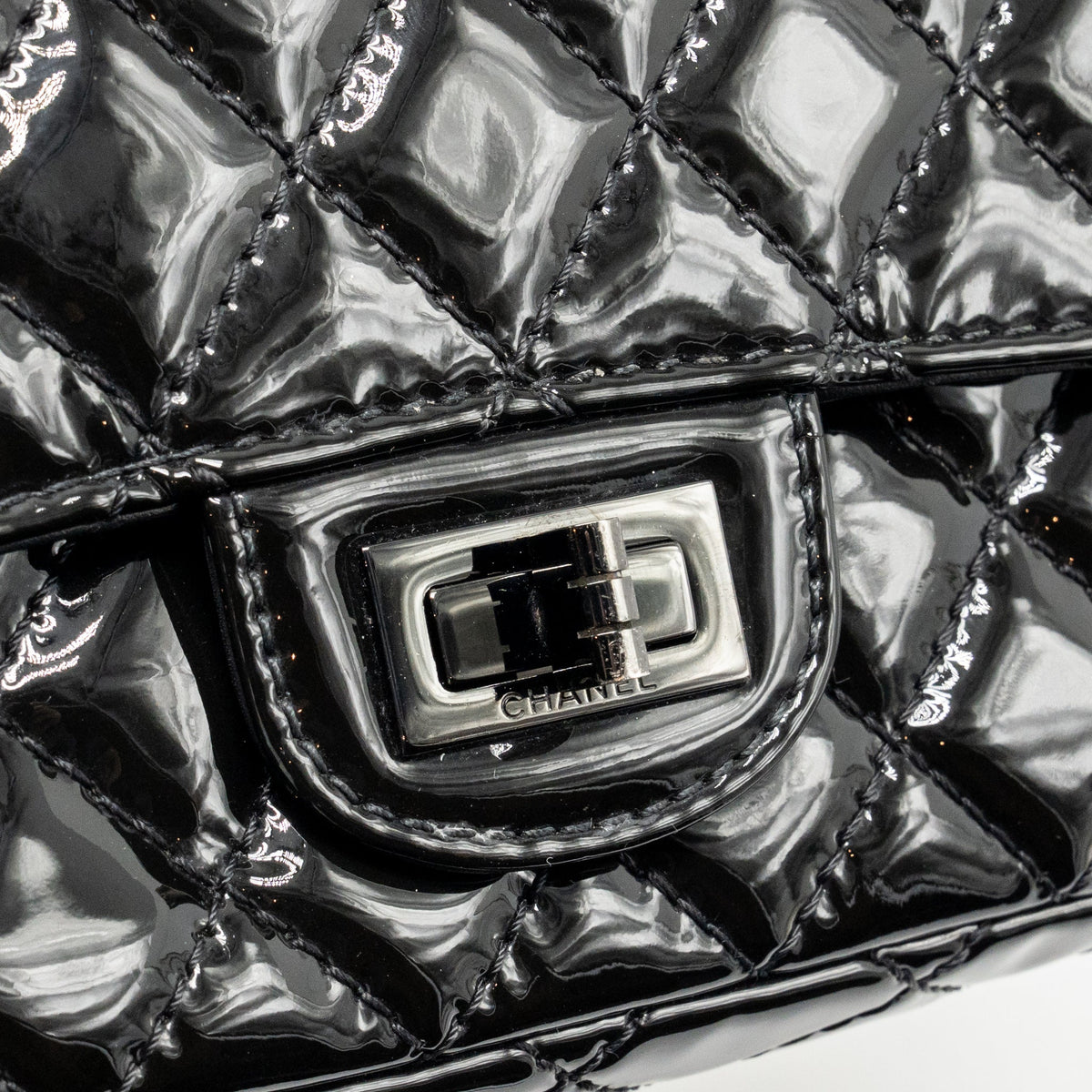 chanel-mini-2-55-reissue-patent-so-black-copy