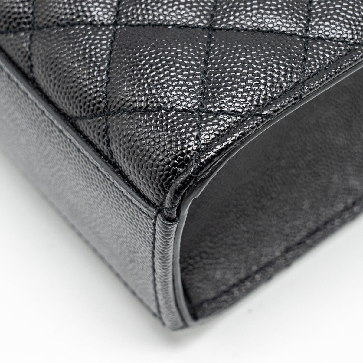 saint-laurent-large-envelope-bag-calfskin-black-ghw