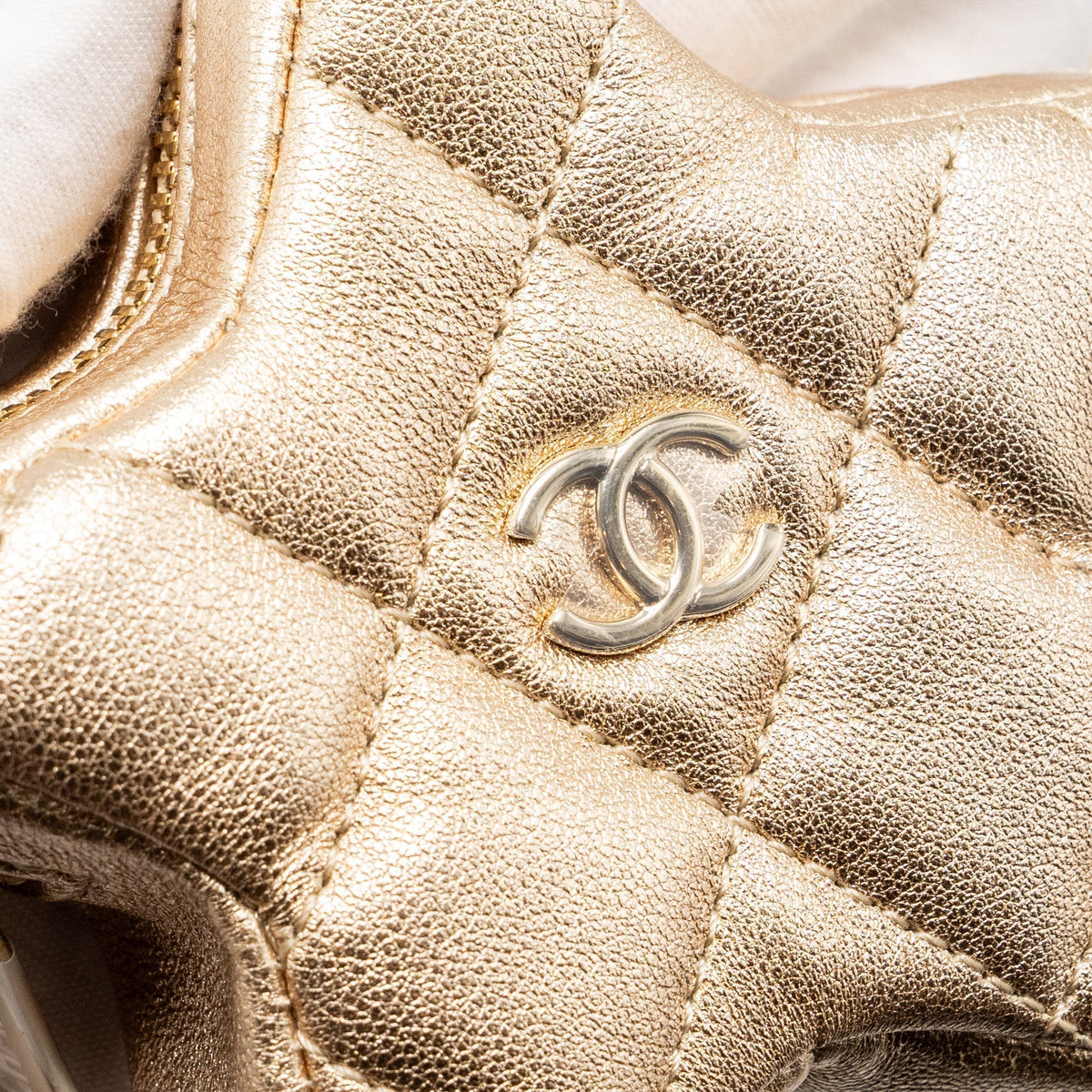 chanel-24c-backpack-with-star-patent-gold-lghw-microchip-1