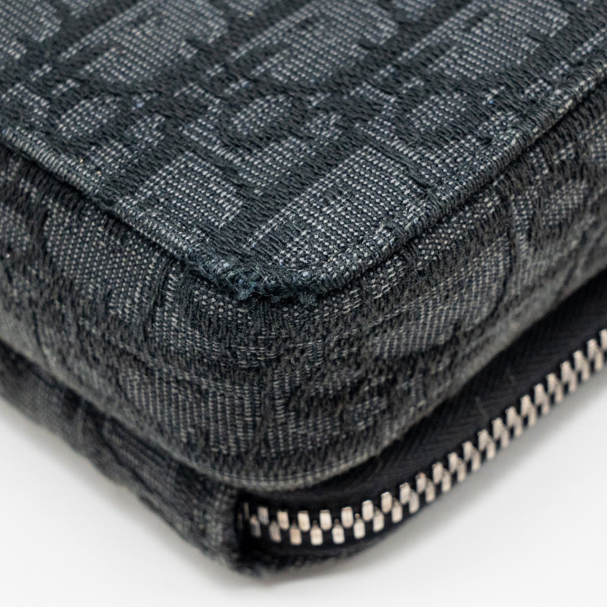 dior-wallet-on-strap-oblique-canvas-leather-black-shw