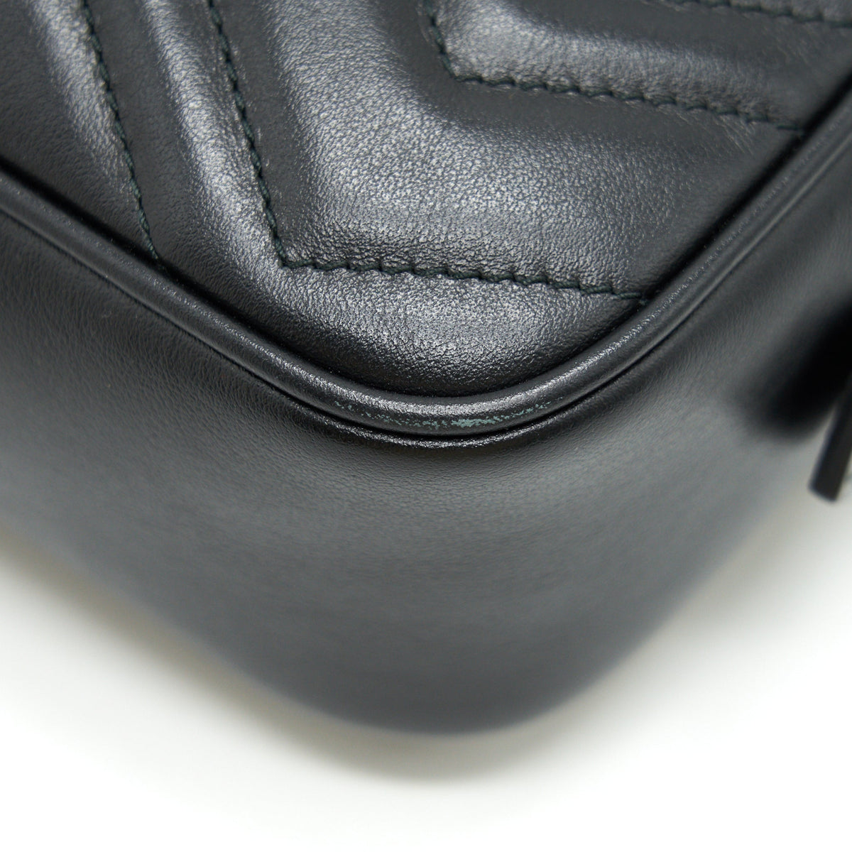 gucci-marmont-camera-bag-black