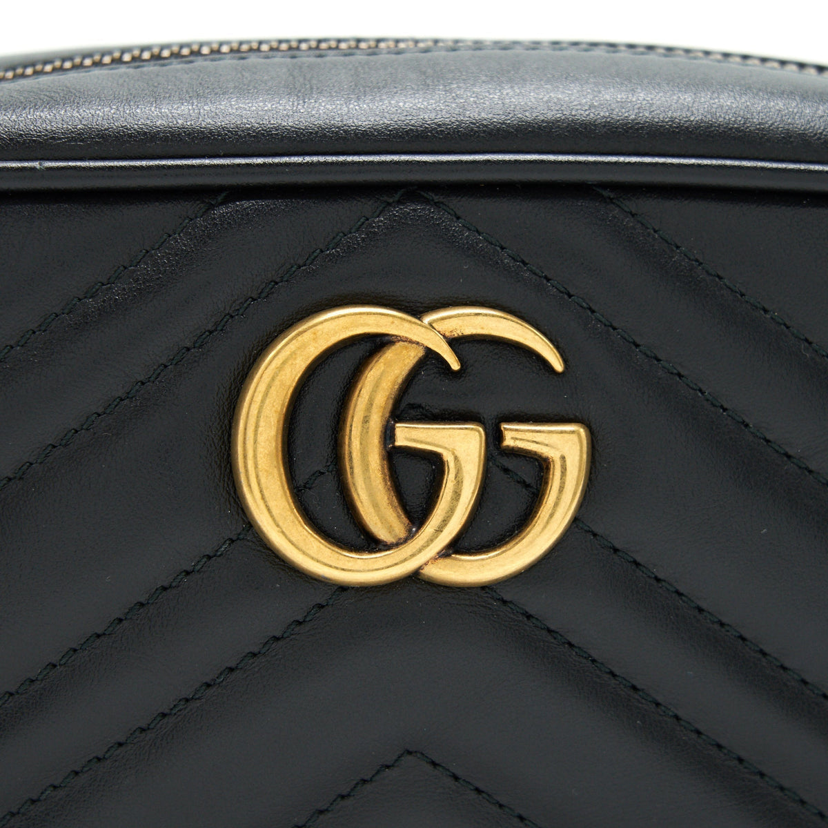 gucci-marmont-camera-bag-black
