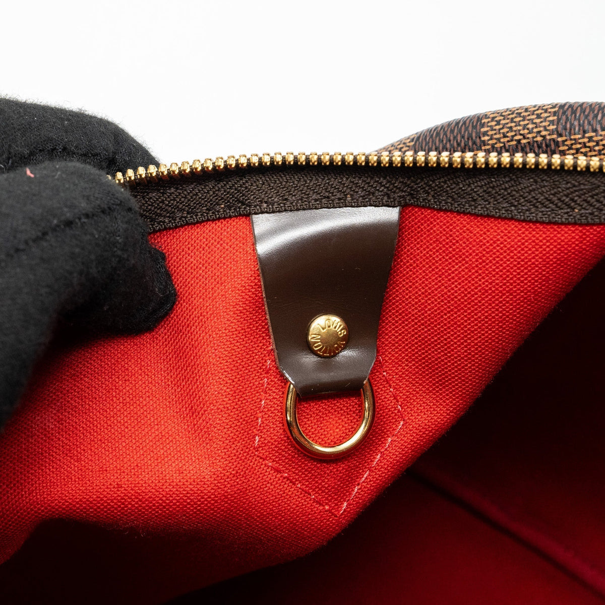 louis-vuitton-speedy-bandouliere-30-damier-ebene-ghw-2