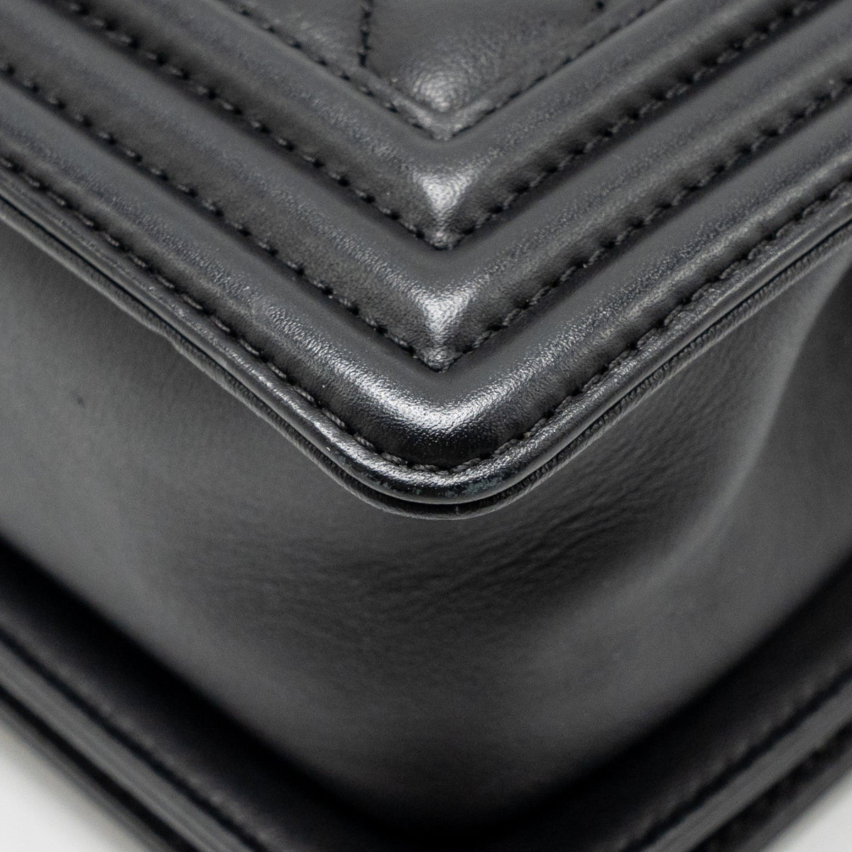 chanel-small-boy-bag-calfskin-black-shw