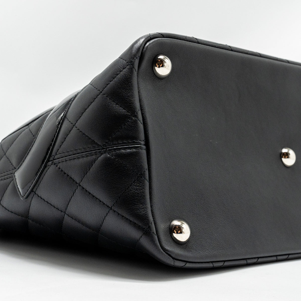 chanel-cambon-ligne-tote-bag-leather-black-shw