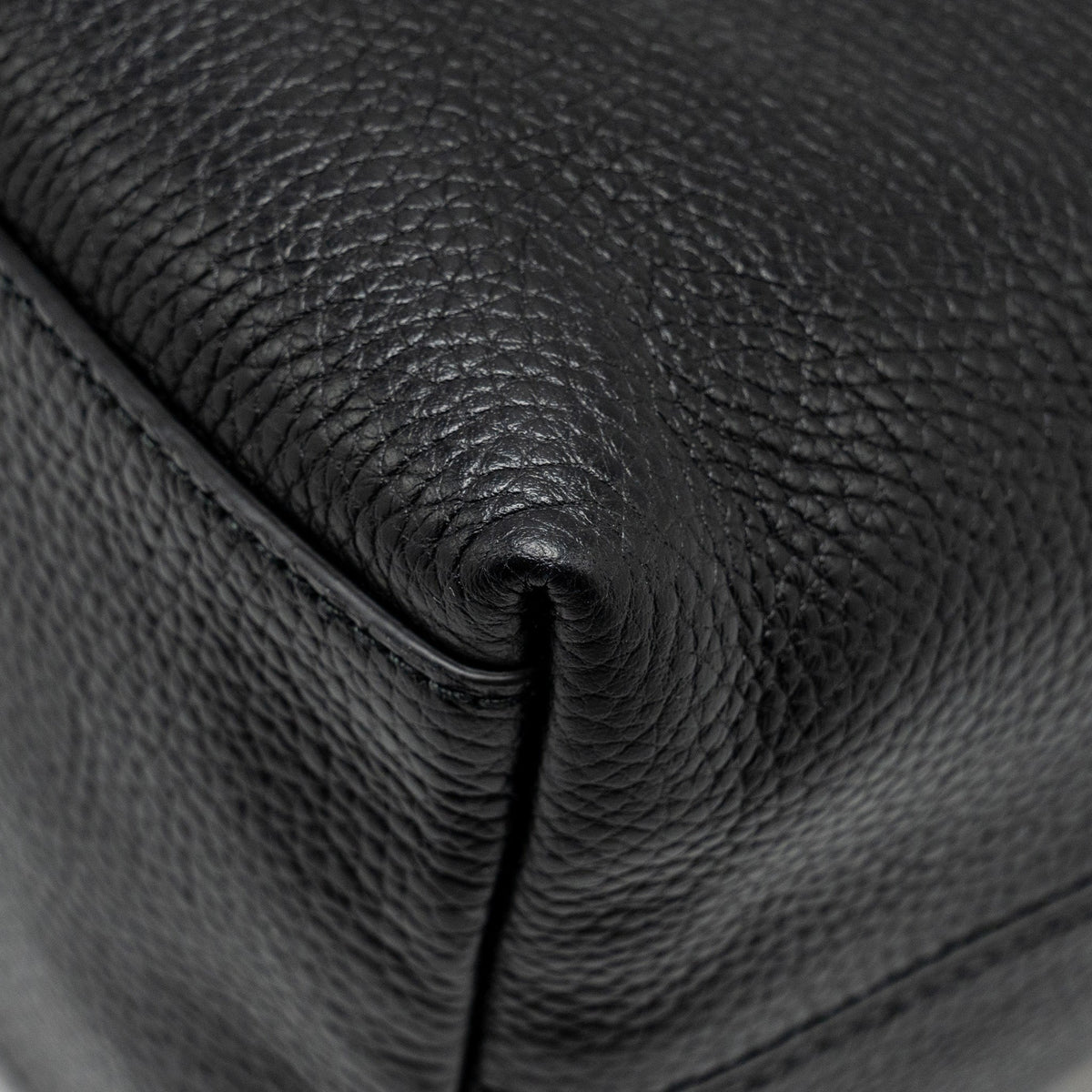 gucci-interlocking-g-soho-tote-bag-calfskin-black-ghw