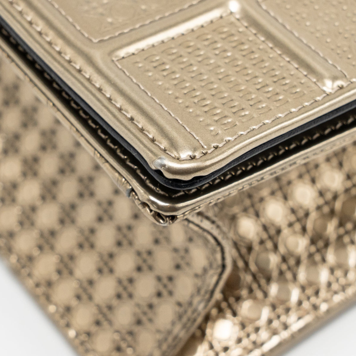 dior-medium-diorama-metallic-calfskin-light-gold-with-lghw-copy