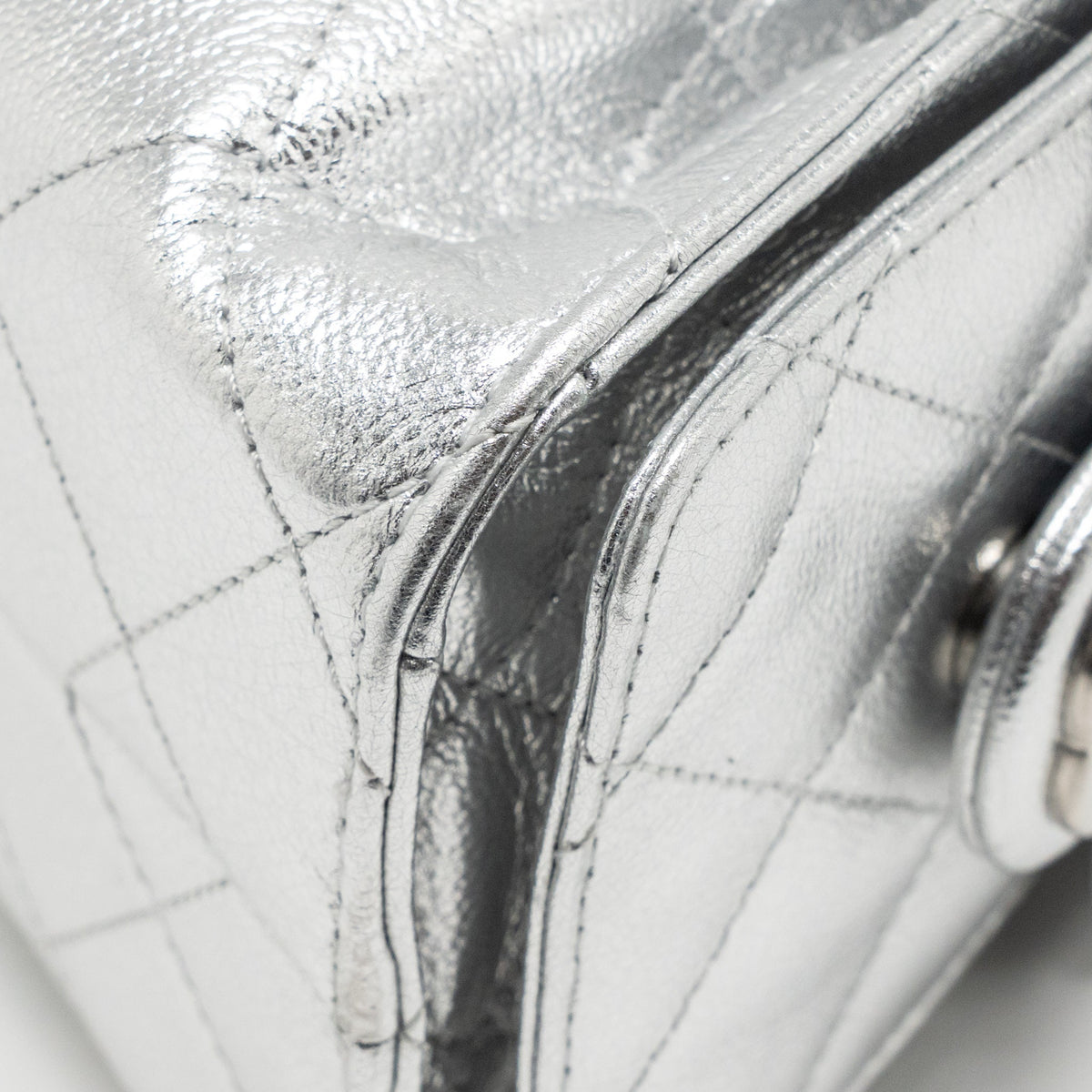 chanel-25-bag-silver