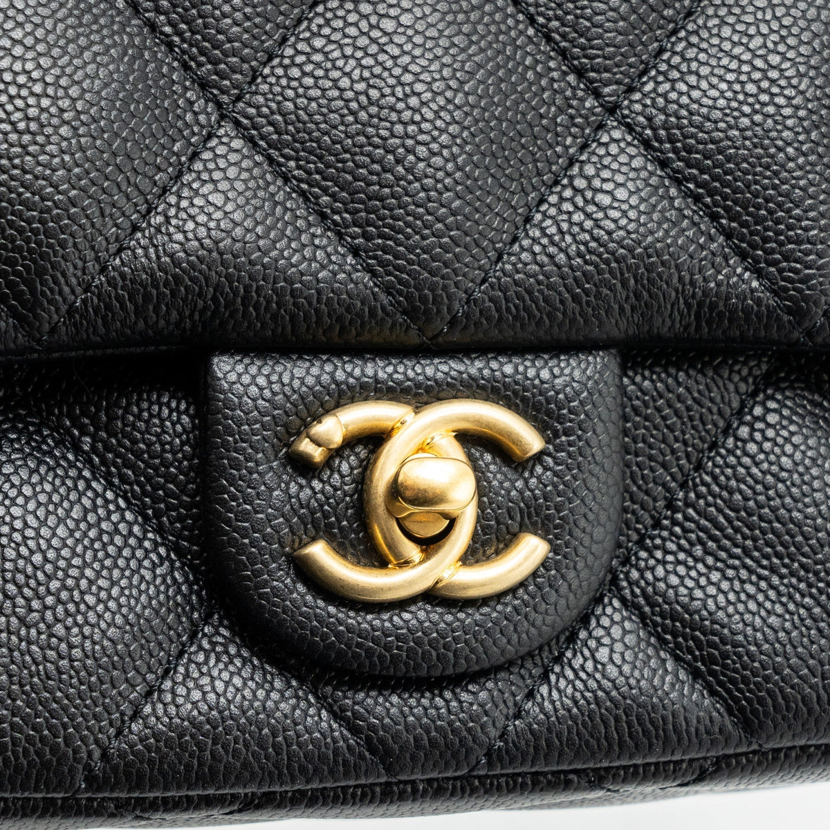 chanel-23p-coco-love-flap-bag-caviar-black-ghwmicrochip
