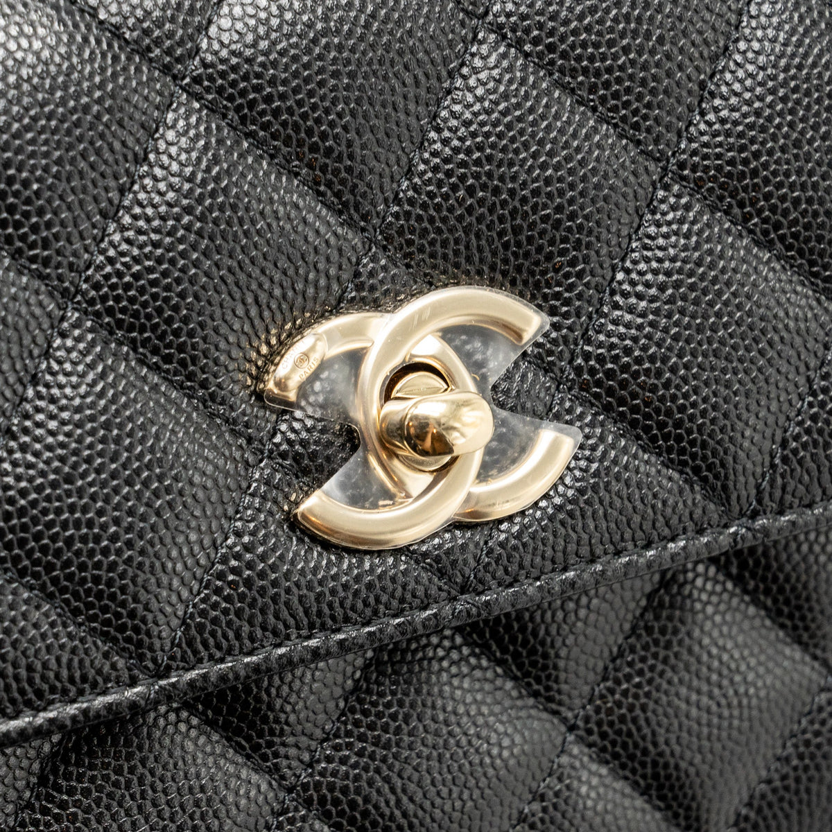 chanel-coco-handle-clutch-with-chain-caviar-black-lghw-microchip