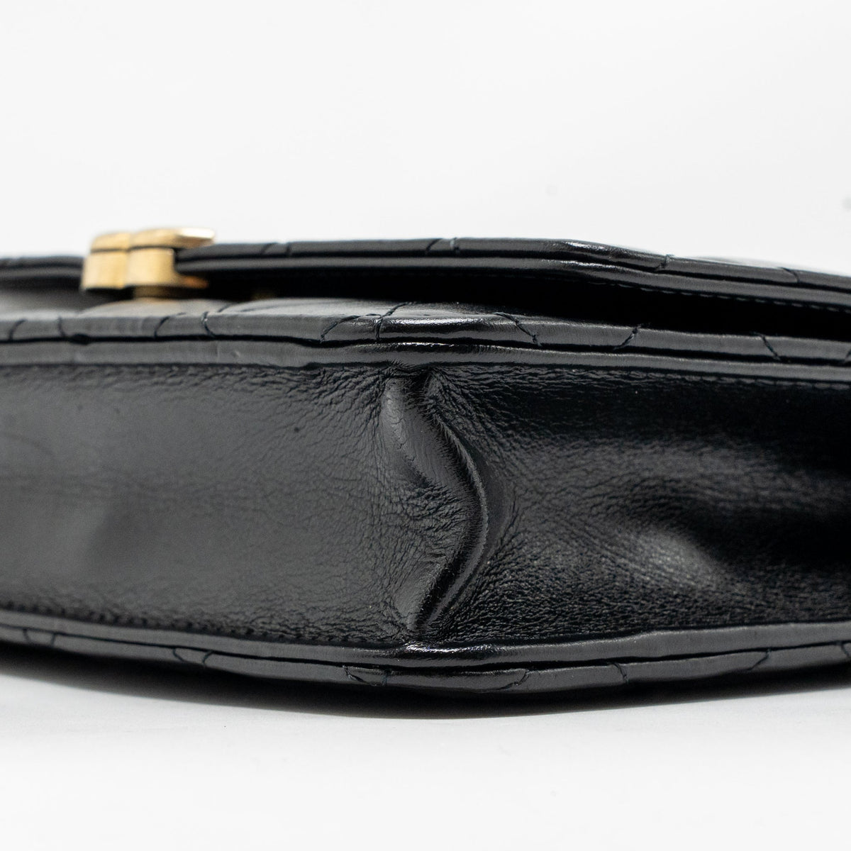 chanel-gold-crush-wallet-on-chain-calfskin-black-ghw-microchip