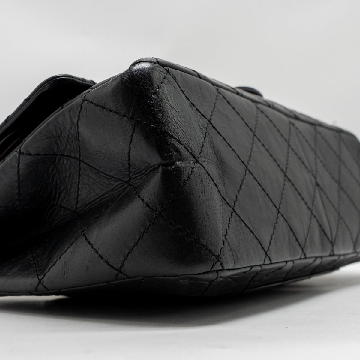 chanel-maxi-2-55-reissue-double-flap-bag-aged-calfskin-black-ghw