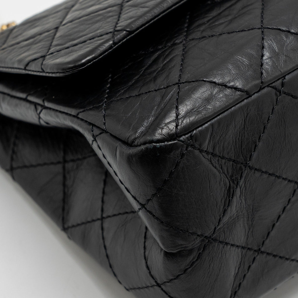 chanel-maxi-2-55-reissue-double-flap-bag-aged-calfskin-black-ghw