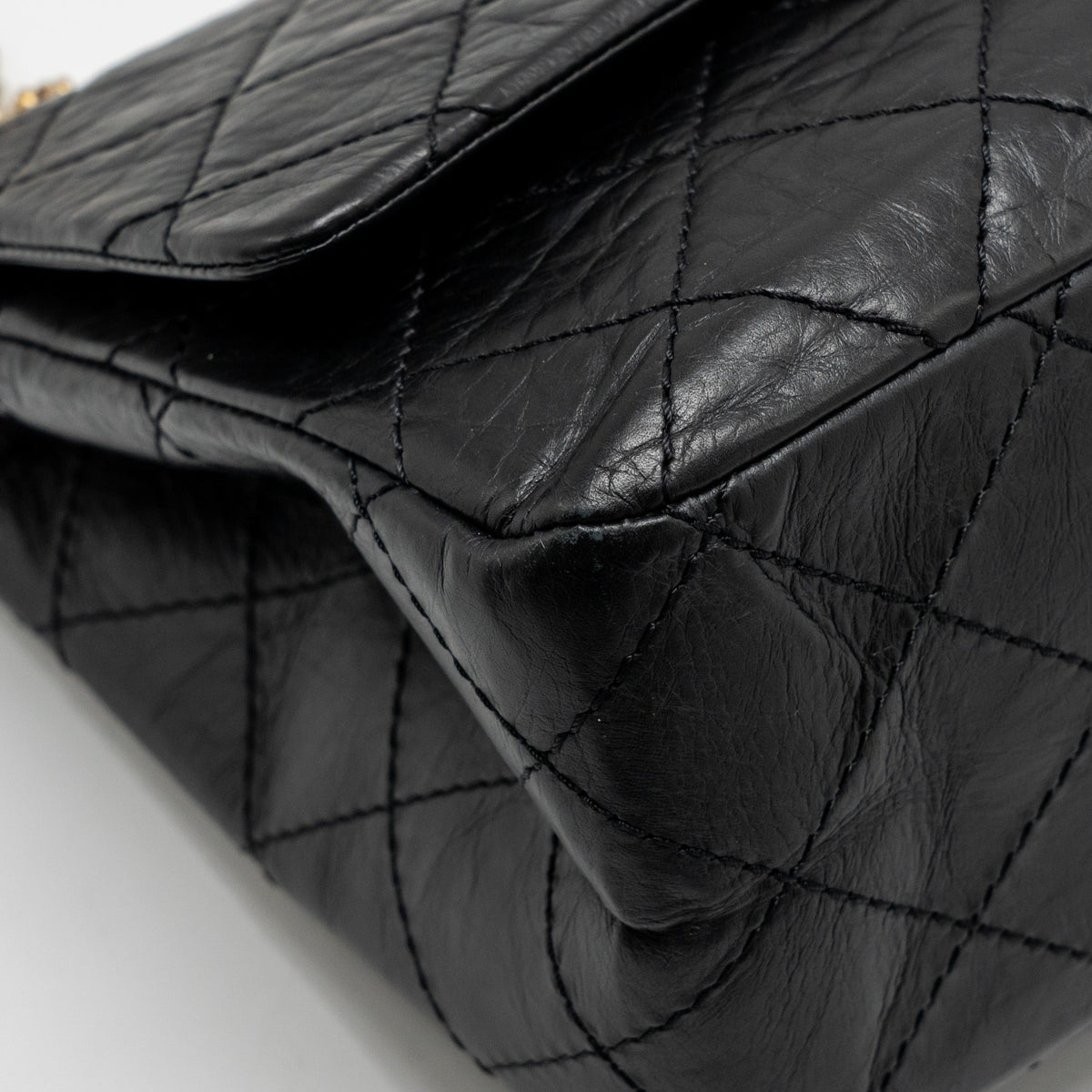chanel-maxi-2-55-reissue-double-flap-bag-aged-calfskin-black-ghw