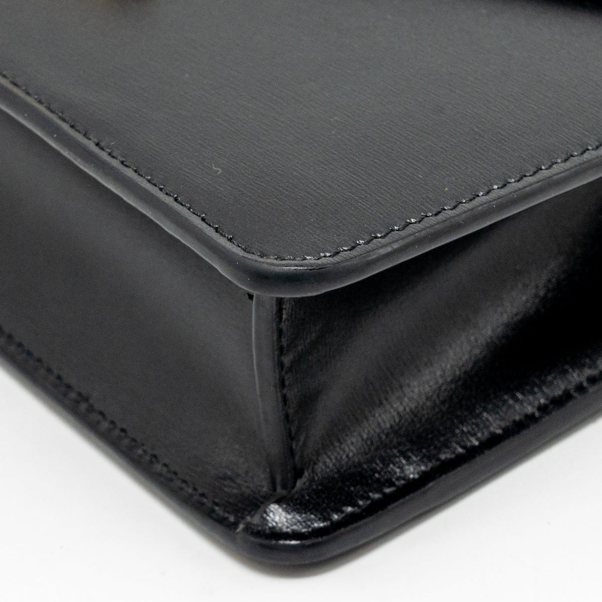 celine-wallet-on-chain-margo-shiny-calfskin-black-ghw