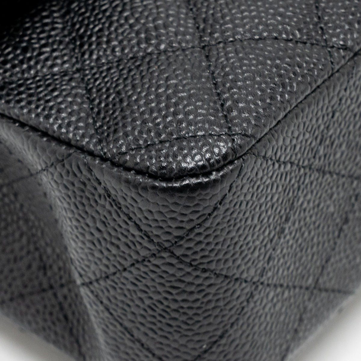 chanel-medium-classic-double-flap-bag-caviar-black-ghw-37