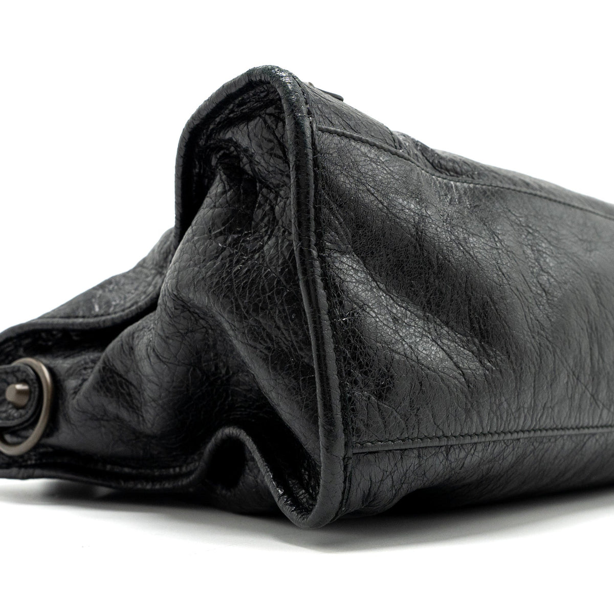 balenciaga-classic-city-bag-leather-black-ruthenium-gold-hardware