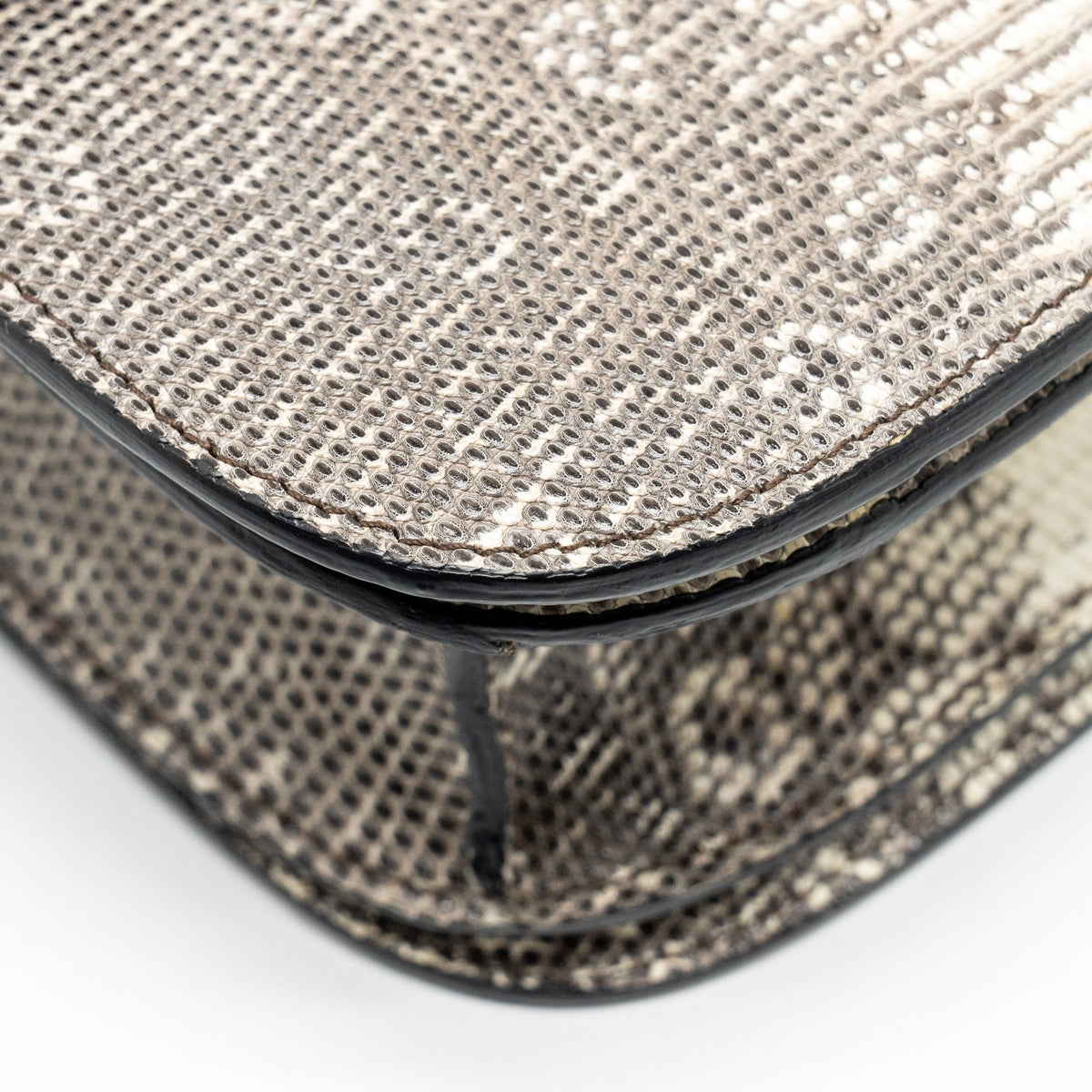 celine-medium-box-lizard-natural-ghw-1