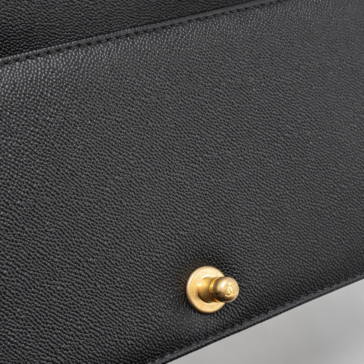 chanel-medium-boy-bag-limited-edition-caviar-black-ghw-microchip