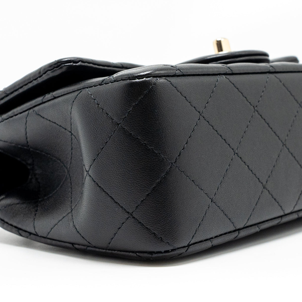 chanel-top-handle-mini-rectangular-flap-bag-lambskin-black-lghwmicrochip-4