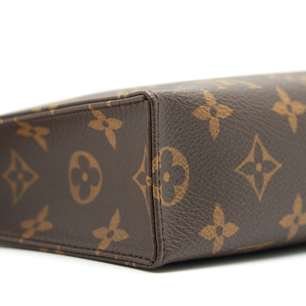 louis-vuitton-toiletry-pouch-size-26-in-monogram
