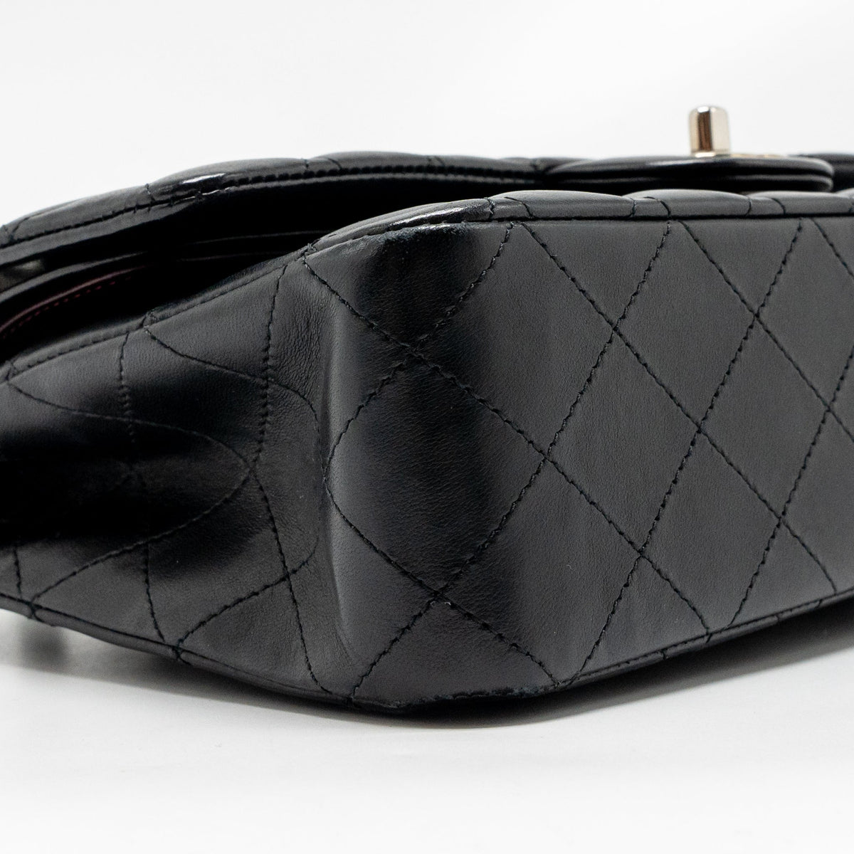 chanel-medium-classic-double-flap-bag-lambskin-black-shw-1