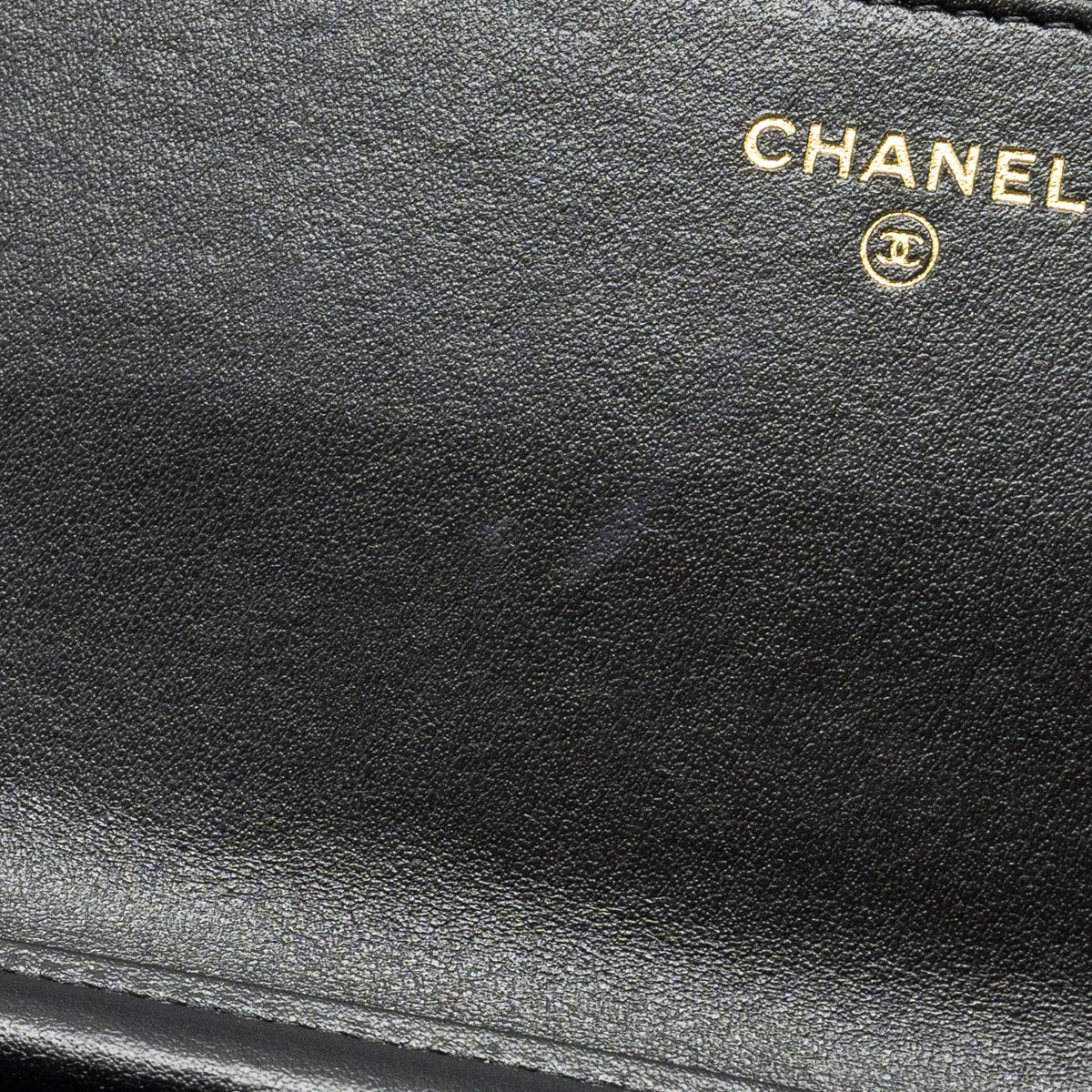 chanel-quilted-wallet-on-chain-shiny-calfskin-black-ghw-microchip-copy