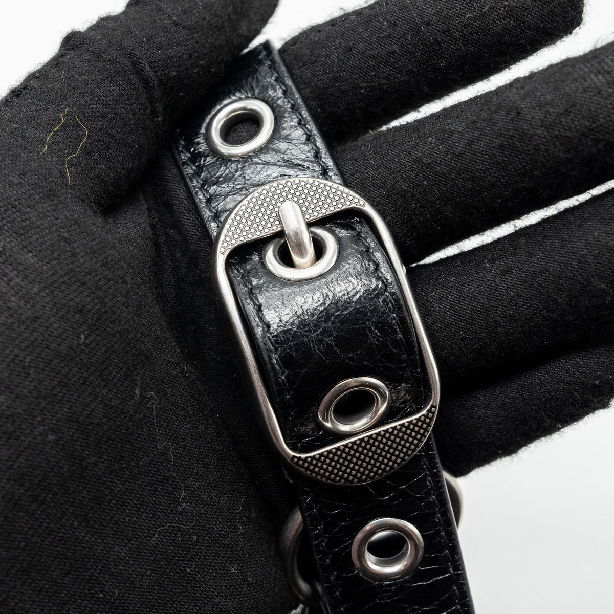 balenciaga-le-cargole-small-shoulder-bag-lambskin-black-shw