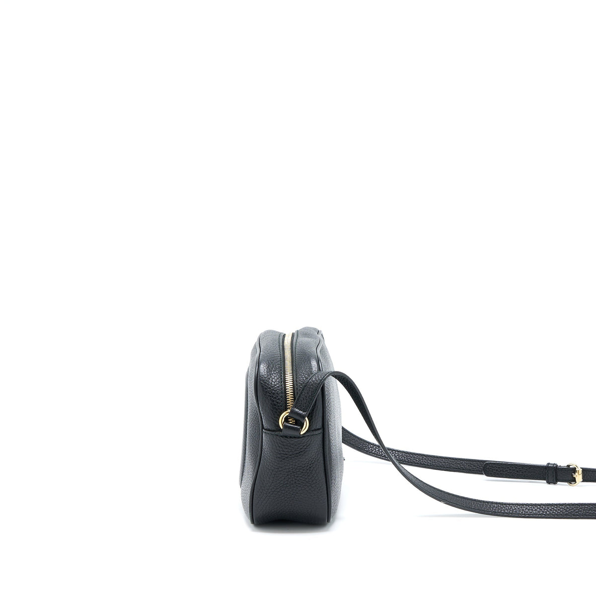 gucci-soho-disco-camera-bag-calfskin-black-with-lghw