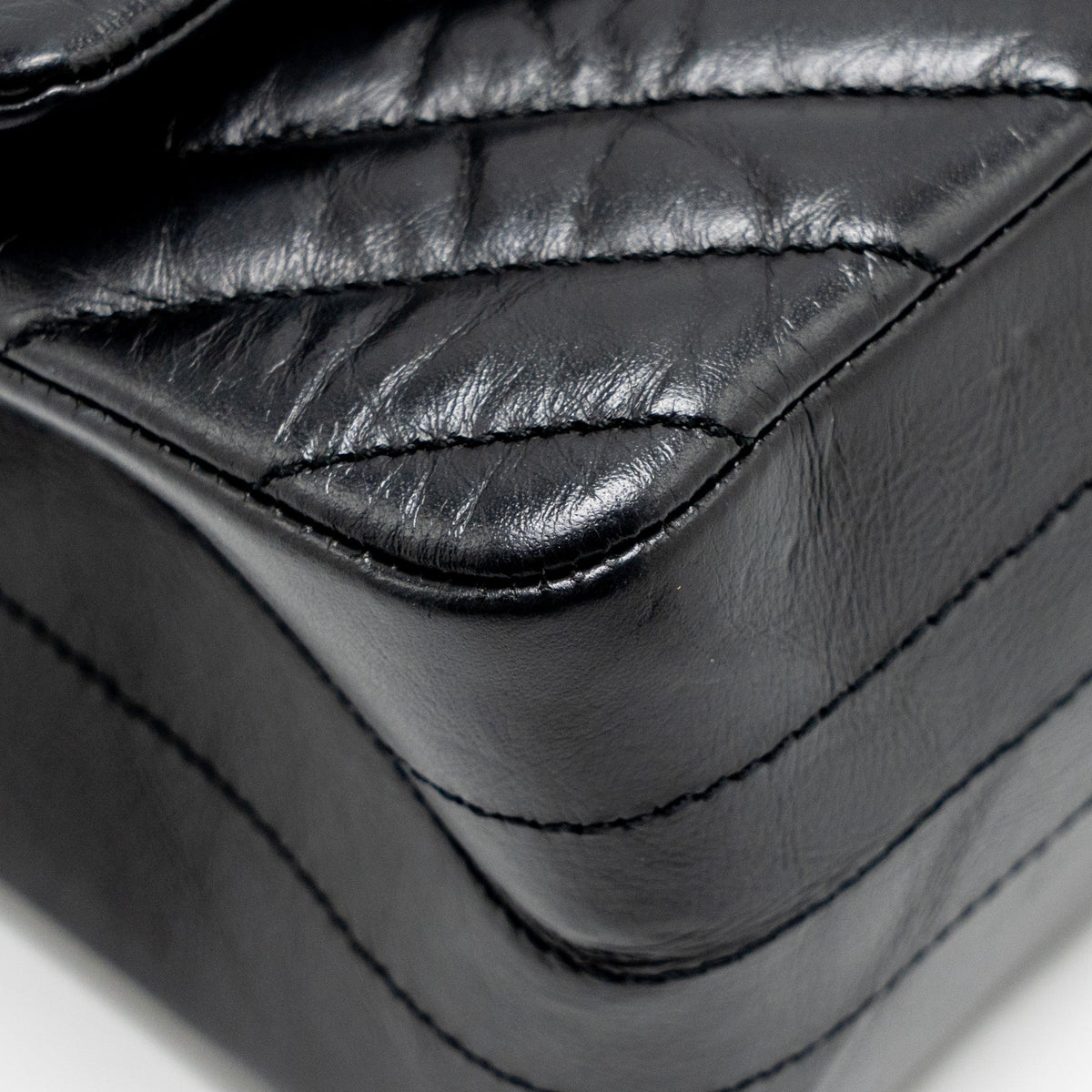 chanel-small-2-55-reissue-double-flap-bag-chevron-aged-calfskin-so-black