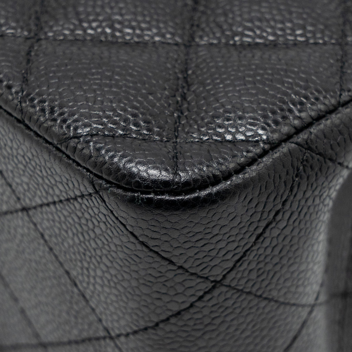 chanel-jumbo-classic-double-flap-bag-caviar-black-ghw-copy-1