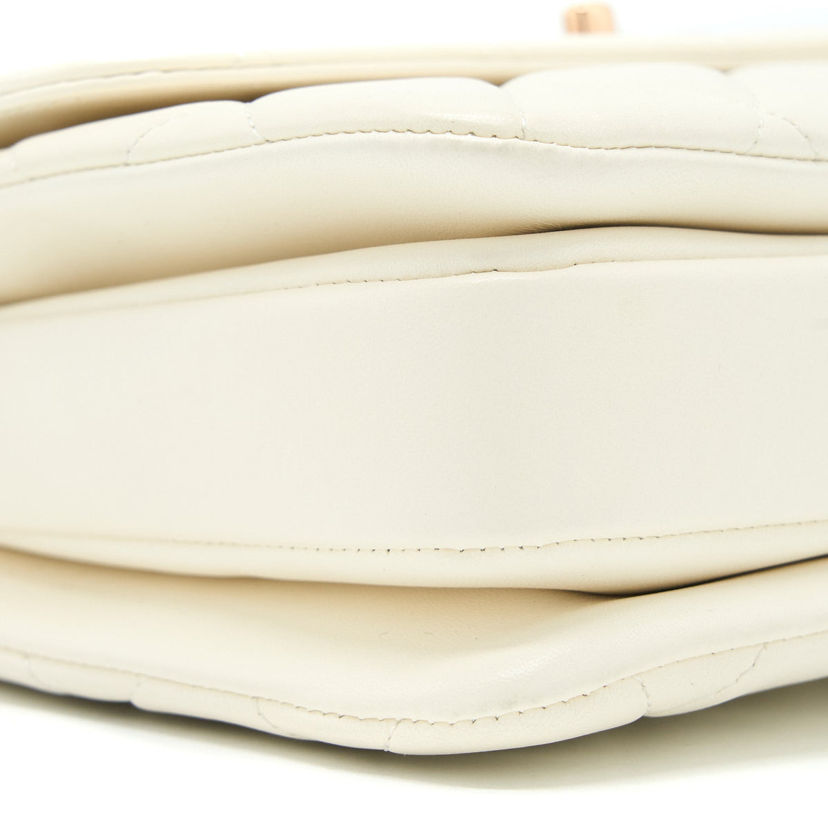 chanel-small-trendy-cc-lambskin-white-rghw-microchip