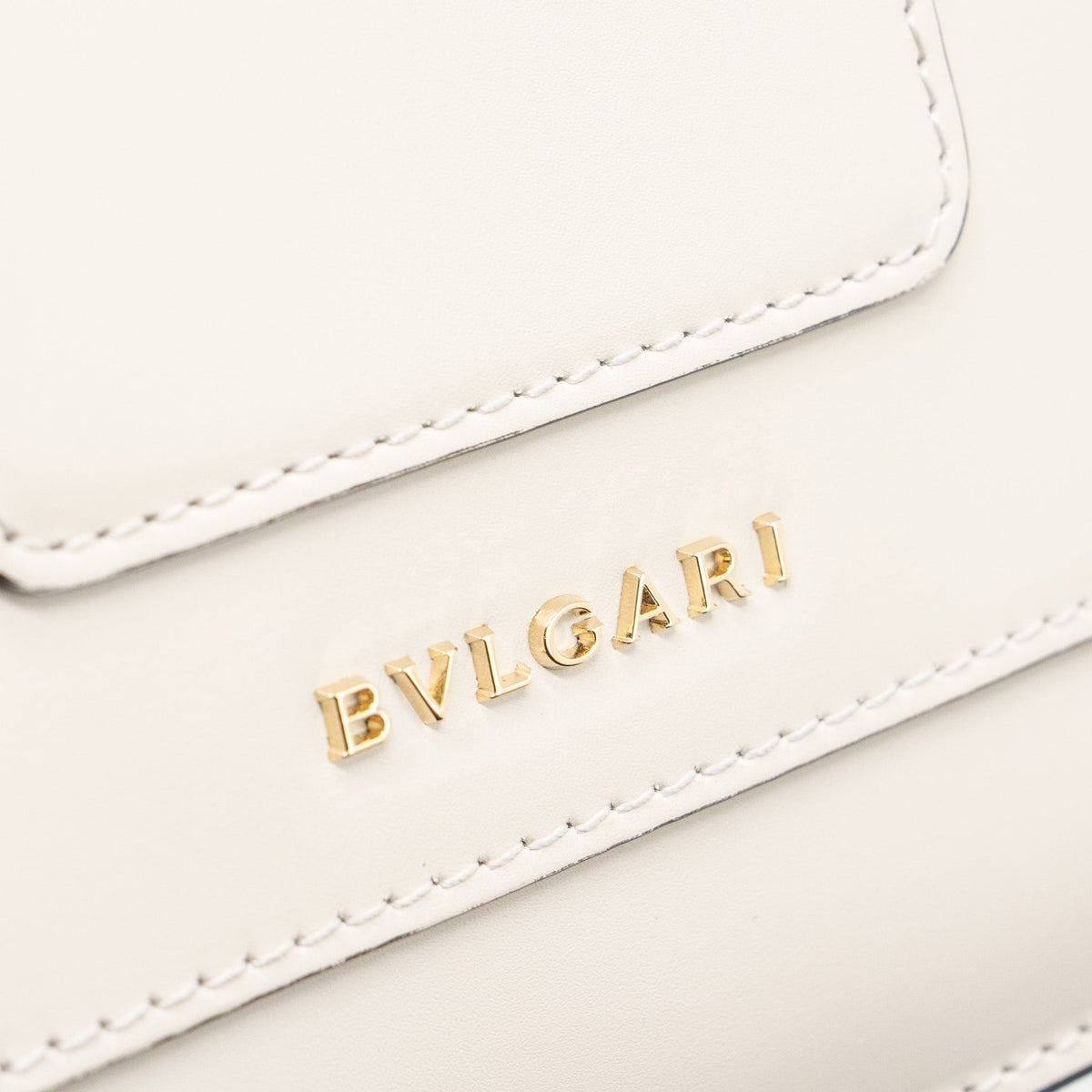 bvlgari-top-handle-serpenti-forever-crossbody-bag-calf-leather-white-agate-lghw