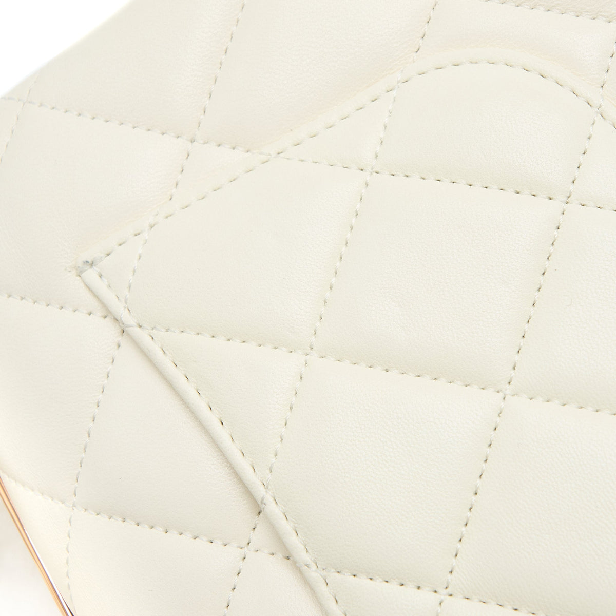 chanel-small-trendy-cc-lambskin-white-rghw-microchip