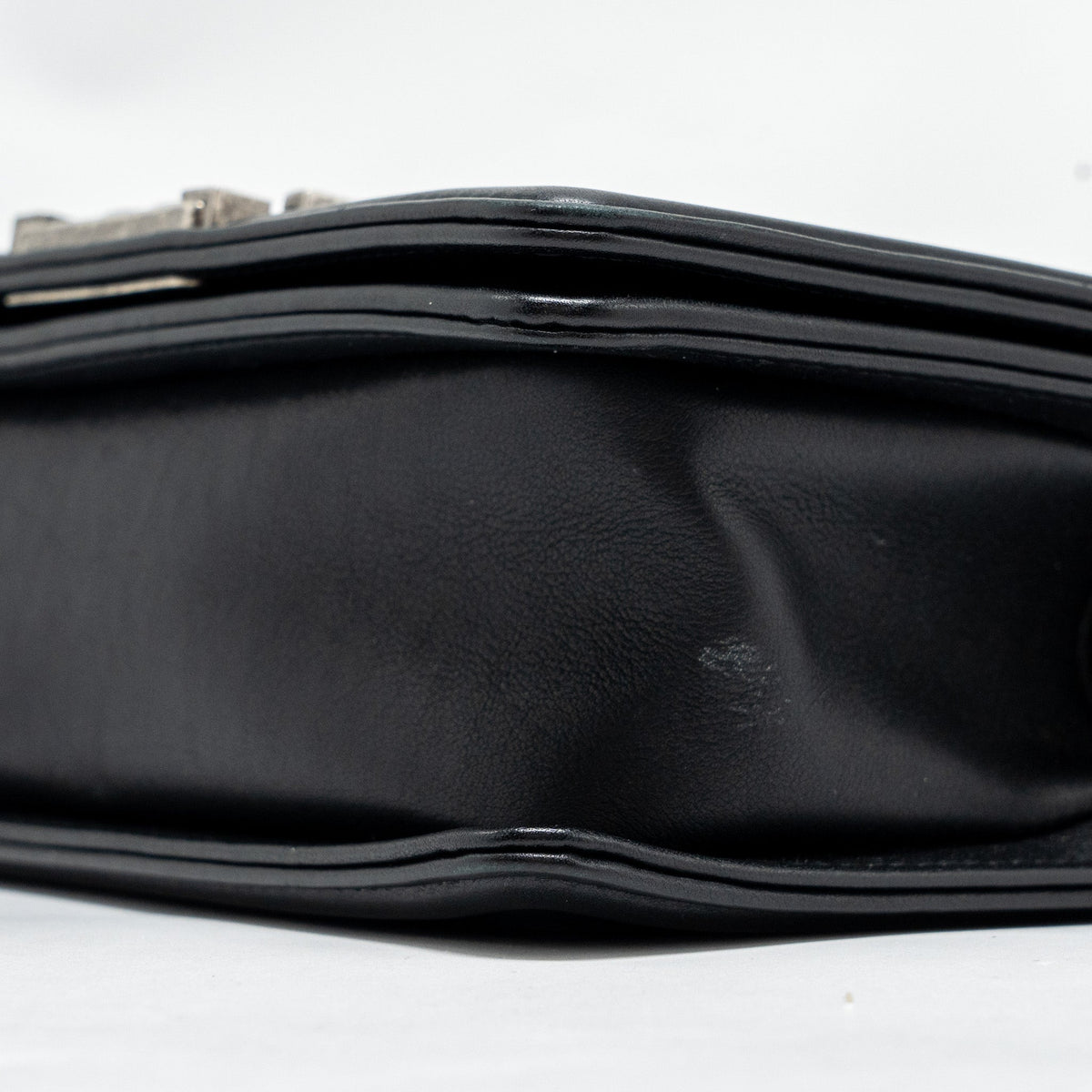 chanel-small-boy-bag-lambskin-black-ruthenium-shw