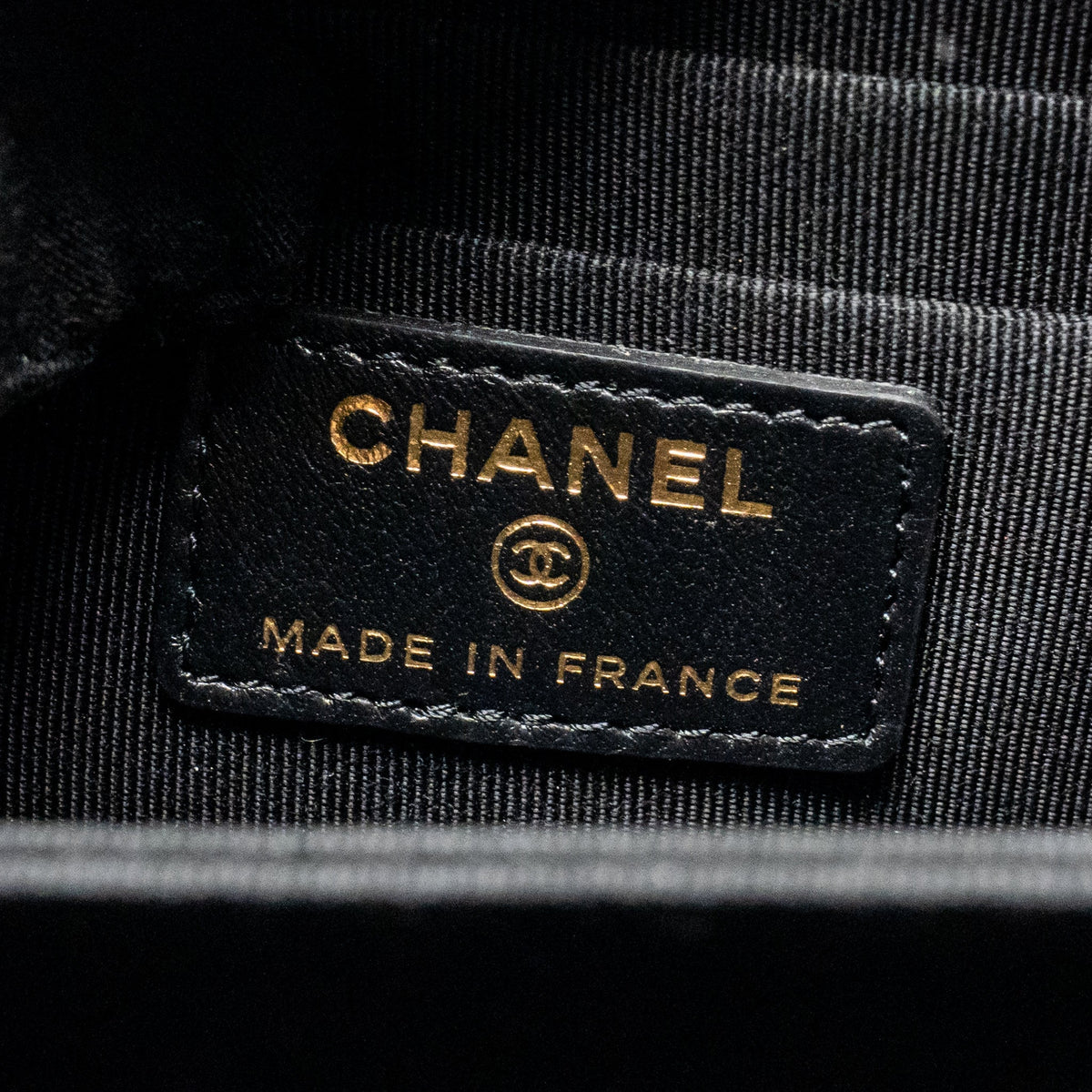 chanel-coco-charms-chain-quilted-pouch-bag-lambskin-black-lghw