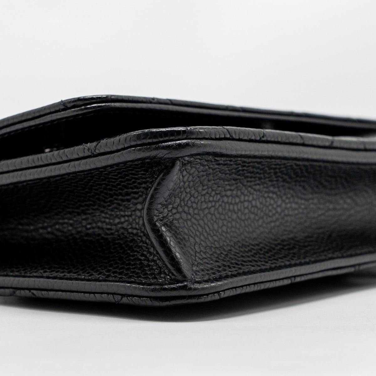 chanel-classic-wallet-on-chain-caviar-black-shw-microchip-copy