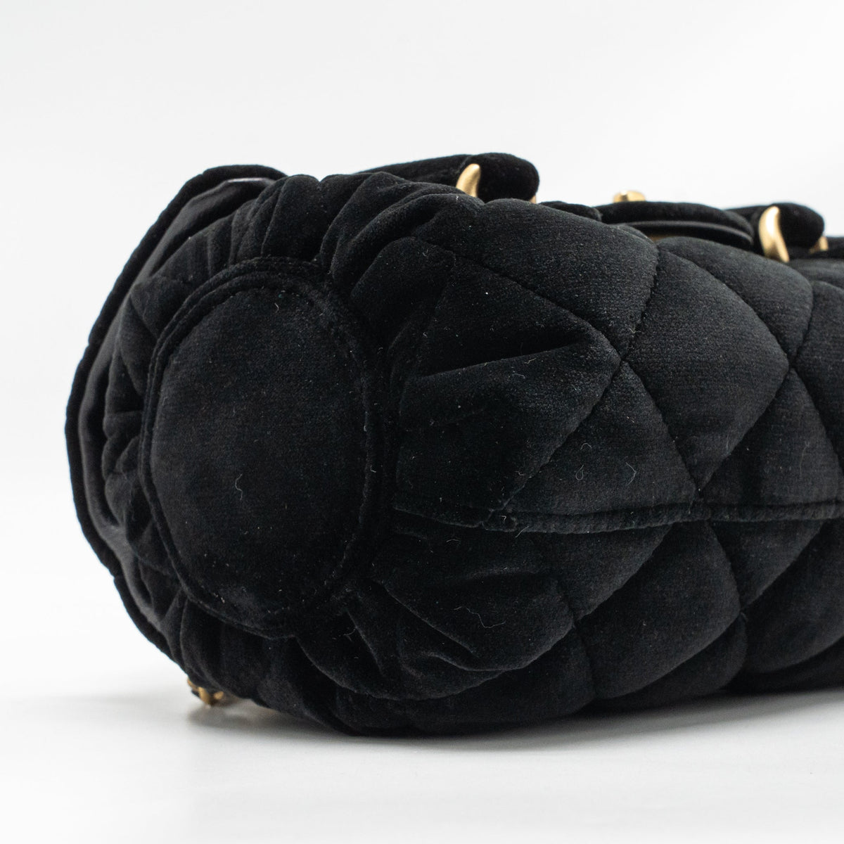 chanel-mini-bowling-clutch-with-chain-velvet-black-ghw-microchip